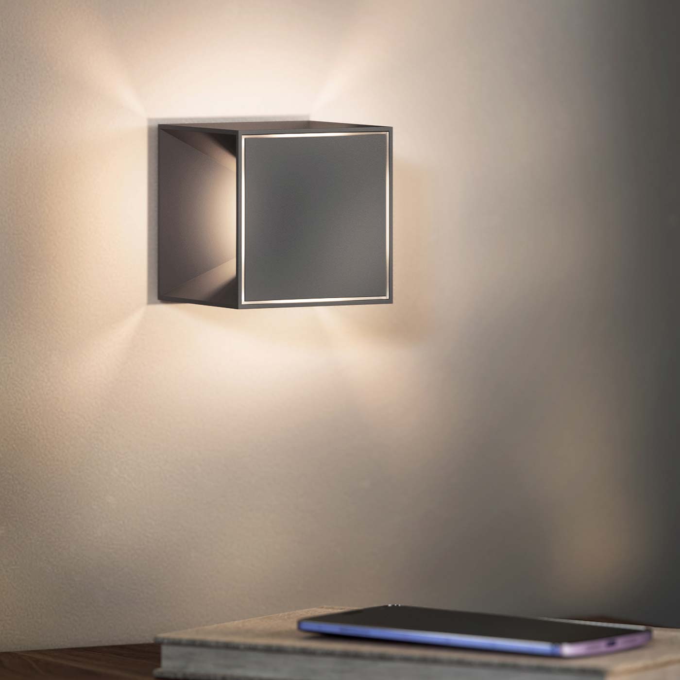 Sigor Nutalis mini Akku-Tischleuchte an der Wand #Farbe_Graphitgrau