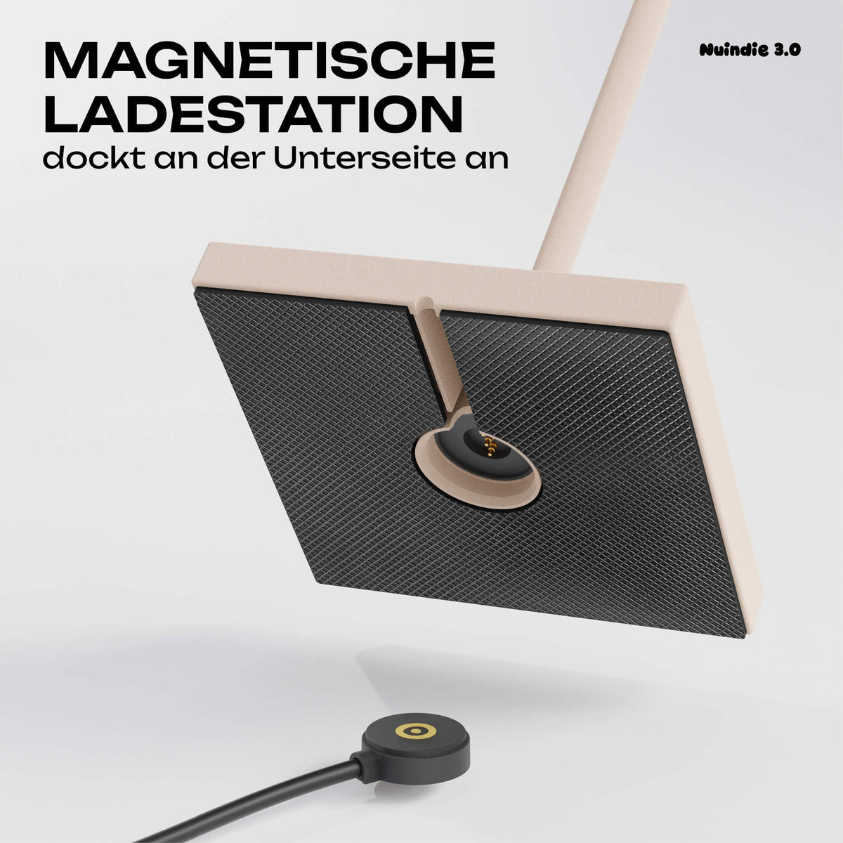 Einfach zu laden: Sigor Nuindie 3.0 Akku-Tischleuchte mit dem magnetischen Ladestecker in #Farbe_Dünenbeige